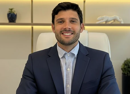 Dr. Gustavo Brunelli — endocrinologista AngioGold